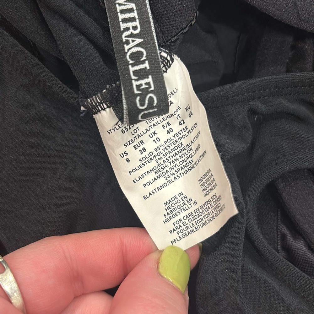 Miraclesuit Ursula Hidden Underwire Mesh Detail Tankini Bathing Suit Top Size 8 - Picture 6 of 6